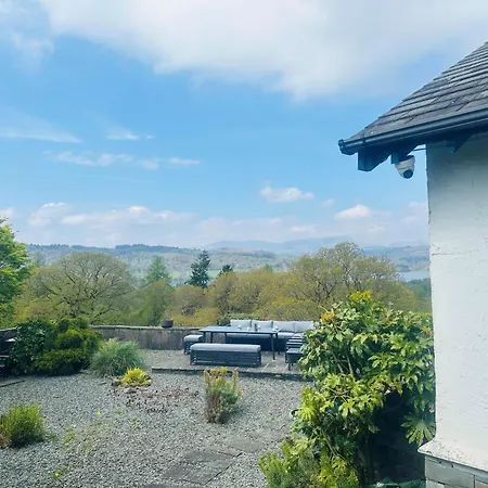 5 Bed In Windermere 93302