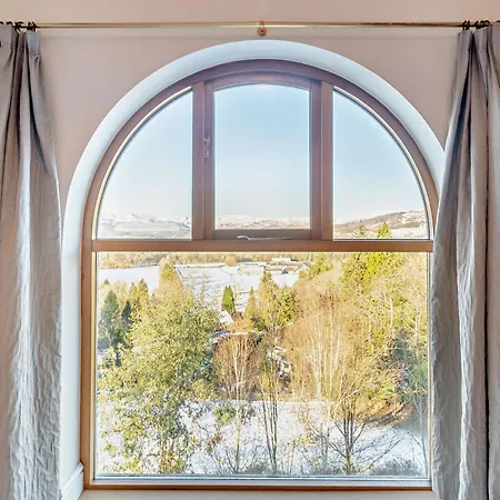 5 Bed In Windermere 93302 Troutbeck Bridge